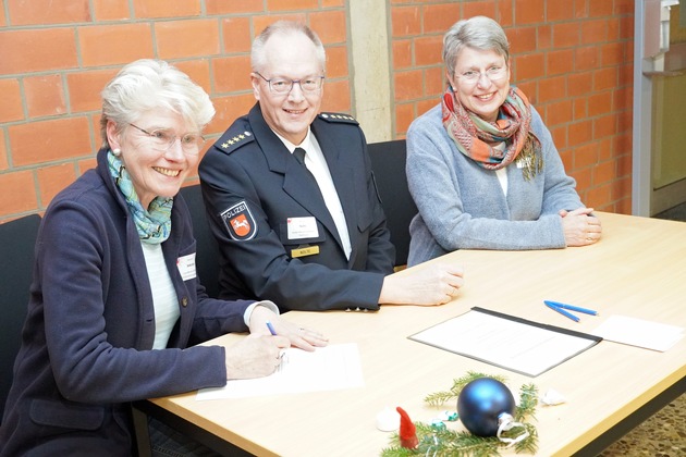 POL-GÖ: (550/2022) Unterzeichnung der Kooperationsvereinbarung zur Einrichtung einer interdisziplinären Koordinierungsstelle Häusliche Gewalt für die Region Göttingen