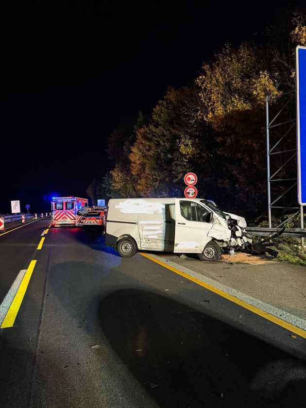 FW-EN: Verkehrsunfall auf Autobahn