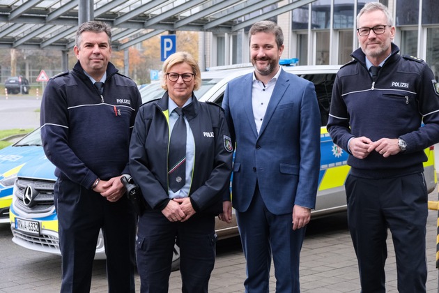 POL-GT: Zwei neue Bezirksdienstbeamtinnen und ein Beamter für Herzebrock-Clarholz, Gütersloh und Rietberg