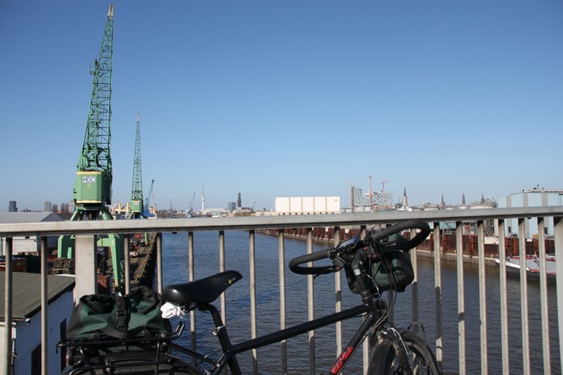 Hamburg steigt aufs Fahrrad