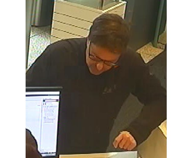 POL-BN: Unbekannter versuchte mit gestohlener Bankkarte Geld abzuheben - Wer kennt diesen Mann?