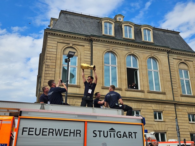 FW Stuttgart: Feuerwehr Stuttgart aufgrund mehrere Großveranstaltungen im Einsatz