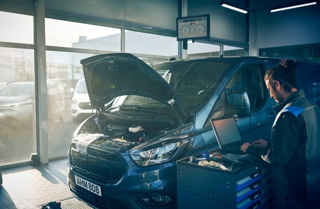 Ford-Werke GmbH: "FORDLiive": Das neue Produktivitäts-Angebot maximiert die Betriebszeit von Ford-Nutzfahrzeugen