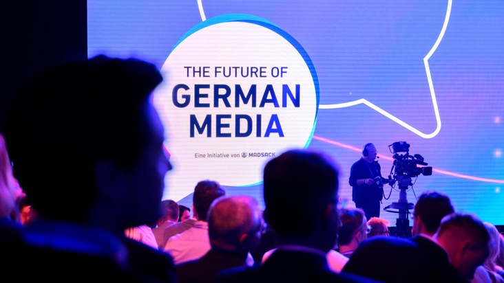 MADSACK Mediengruppe: MADSACK-CEO Thomas Düffert beim Future Summit: "Das Ende von Print kann auch eine gute Nachricht sein