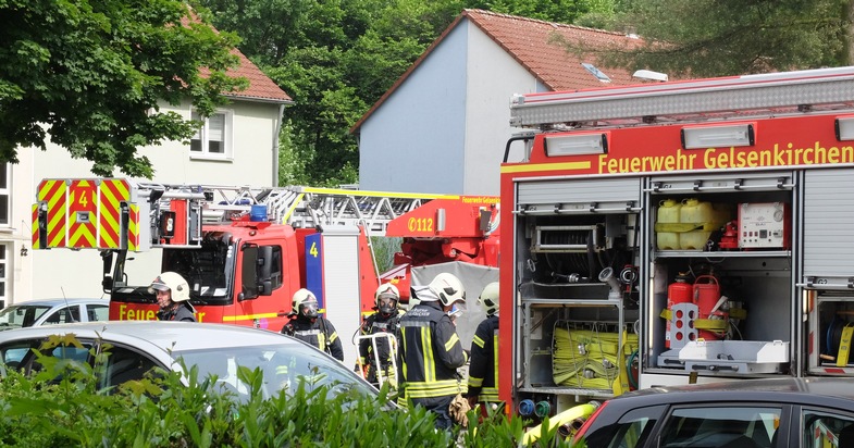 FW-GE: Kellerbrand in Hassel