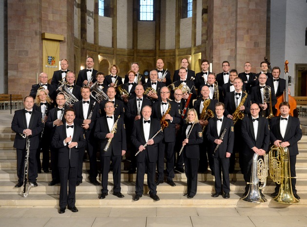 POL-PPWP: Landespolizeiorchester Rheinland-Pfalz gastiert in Kaiserslautern

Drittes Adventskonzert am 2. Dezember 2015 in der St. Martinskirche