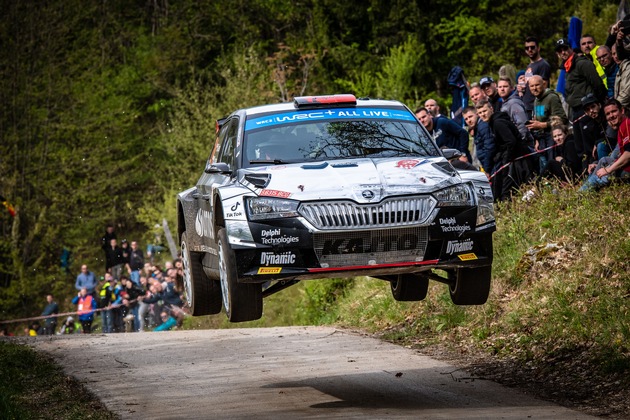 Rallye Portugal: ŠKODA FABIA Rally2 evo Fahrer Andreas Mikkelsen peilt WRC2-Spitzenergebnis an