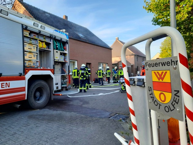 FW Olfen: Zimmerbrand in einem Einfamilienhaus - keine Verletzten