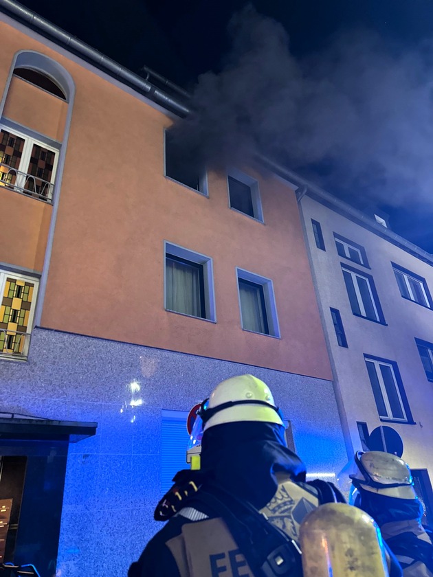 FW-E: Küchenbrand in einem Mehrfamilienhaus - keine Verletzten