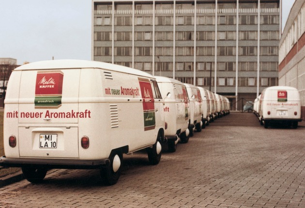 50 Jahre Filterkaffee / Vakuum hält Kaffee frisch / Vor 50 Jahren: Neue Verpackungstechnik bringt Durchbruch für gemahlenen Kaffee (BILD)