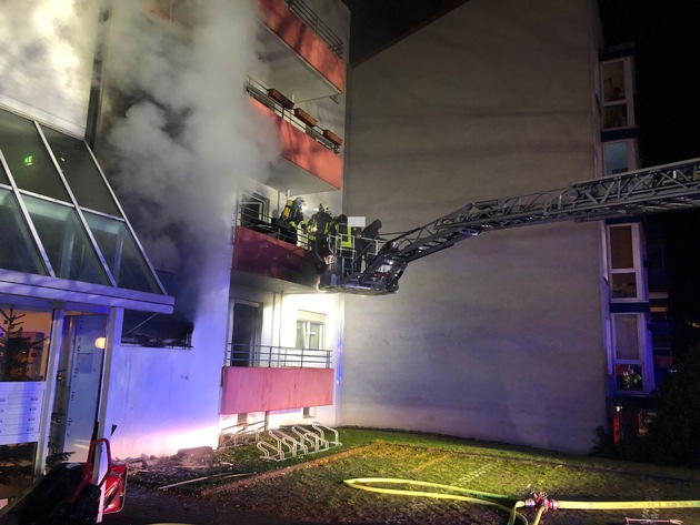 FW-GE: Silvesterbilanz der Feuerwehr Gelsenkirchen / Arbeitsreiches Ende des Jahres 2018 und ein eben so unruhiger Beginn des neuen Jahres