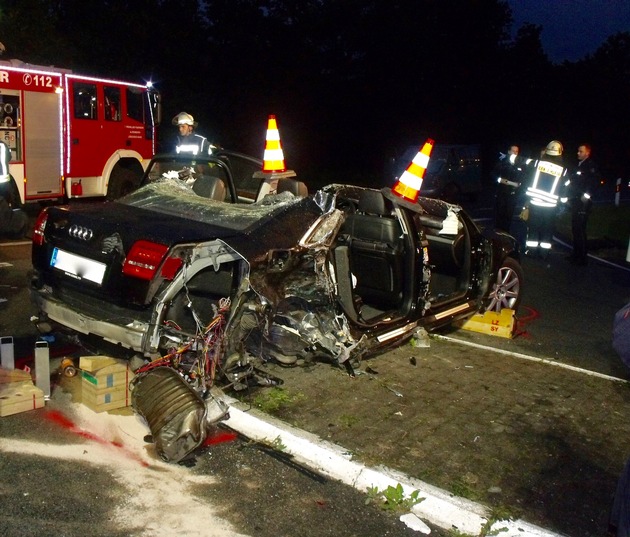 FW-PB: Schwerer Vekehrsunfall auf der L828 in den frühen Morgenstunden