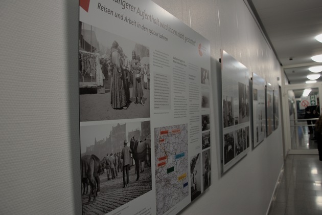 POL-GOE: Göttingen - Eröffnung der Wanderausstellung &quot;Aus Niedersachsen nach Auschwitz. Die Verfolgung der Sinti und Roma in der NS-Zeit.&quot;
