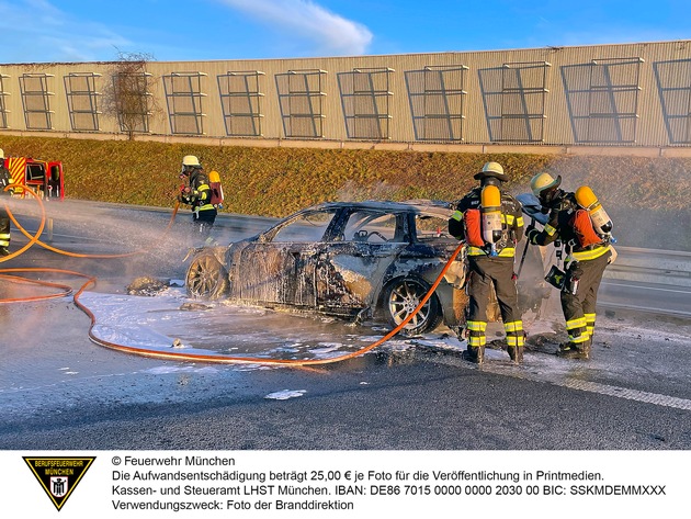 FW-M: Pkw-Brand auf Autobahnring (Obermenzing)