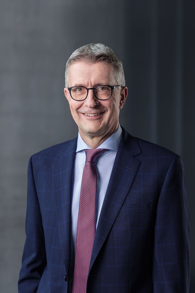 Veränderungen im Vorstand der uniVersa