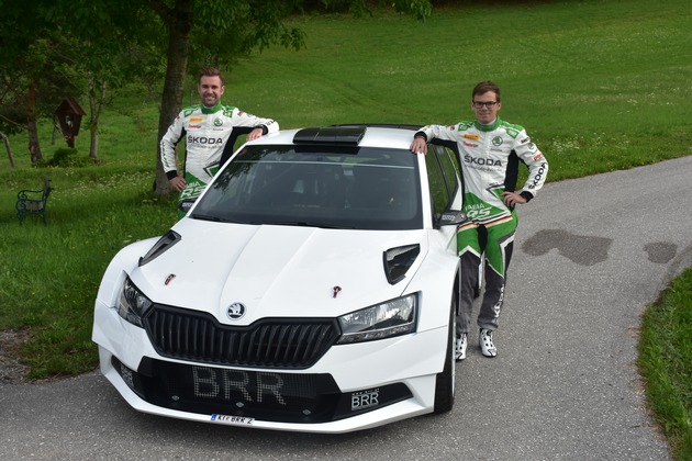 Die beiden deutschen Top-Rallye-Piloten starten beim WM-Heimspiel für SKODA AUTO Deutschland (FOTO)