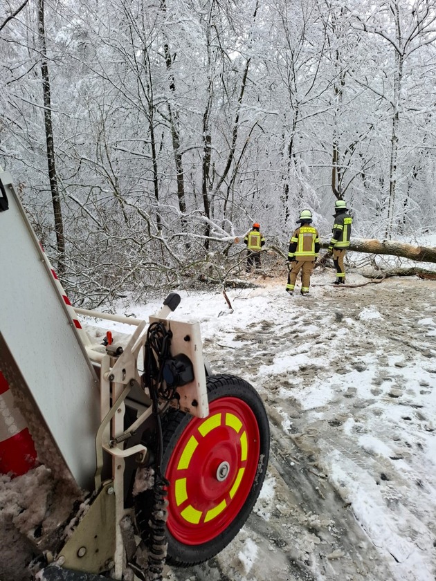 FW-EN: 16 Wetterbedingte Einsätze im Stadtgebiet Gevelsberg