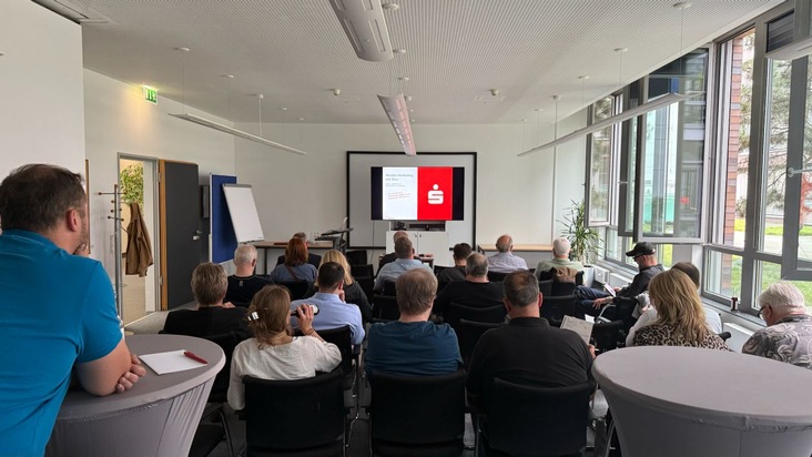 Sparkasse K&ouml;lnBonn bietet kostenfreie KI-Marketing-Seminare f&uuml;r Vereine an