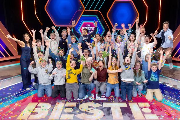 Die 7C des Königin-Katharina-Stift Gymnasiums aus Stuttgart ist "Die beste Klasse Deutschlands" 2026 / KiKA feierte Superfinale mit prominenten Gästen, rasanten Studiospielen und viel Musik