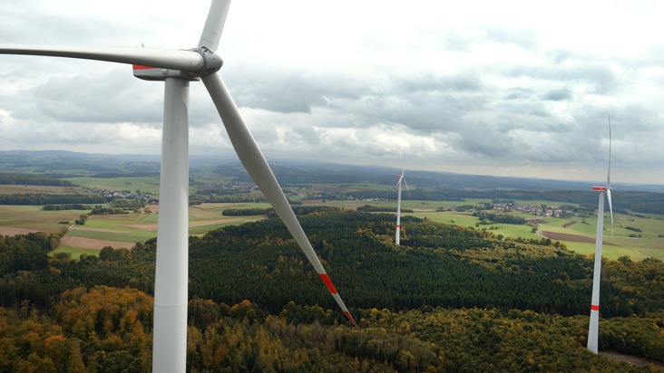 Trianel Erneuerbare Energien baut Windenergie- und PV-Portfolio weiter aus