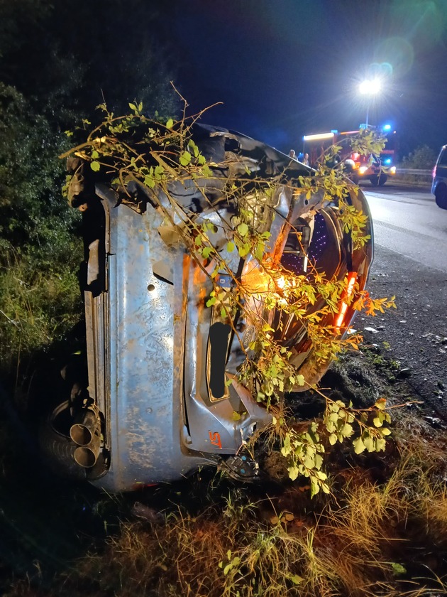 FW-AR: Polizeihubschrauber im Einsatz- Verkehrsunfall auf der Autobahn