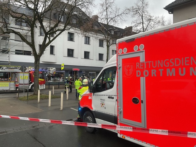 FW-DO: Gasaustritt in einem Wohn- und Gesch&auml;ftshaus in Dortmund-Mengede