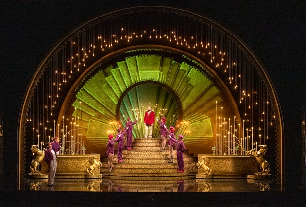 Aus der Oper in Lausanne: ARTE zeigt am 30. Dezember Ralph Benatzkys "L'Auberge du Cheval blanc - Im weißen Rößl" im Netz