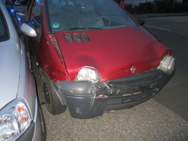 POL-PPWP: Unfall: Viel Blechschaden und zwei Verletzte