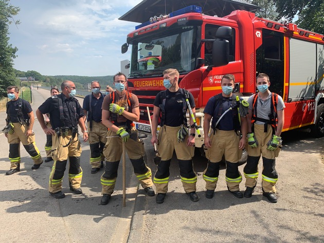 FW-Stolberg: Flächenbrand an Talsperre - zeitintensiver Einsatz für die Feuerwehr