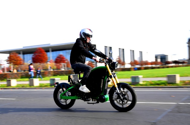eROCKIT: Emissionsfreies Kraftpaket mit Pedal-Power!