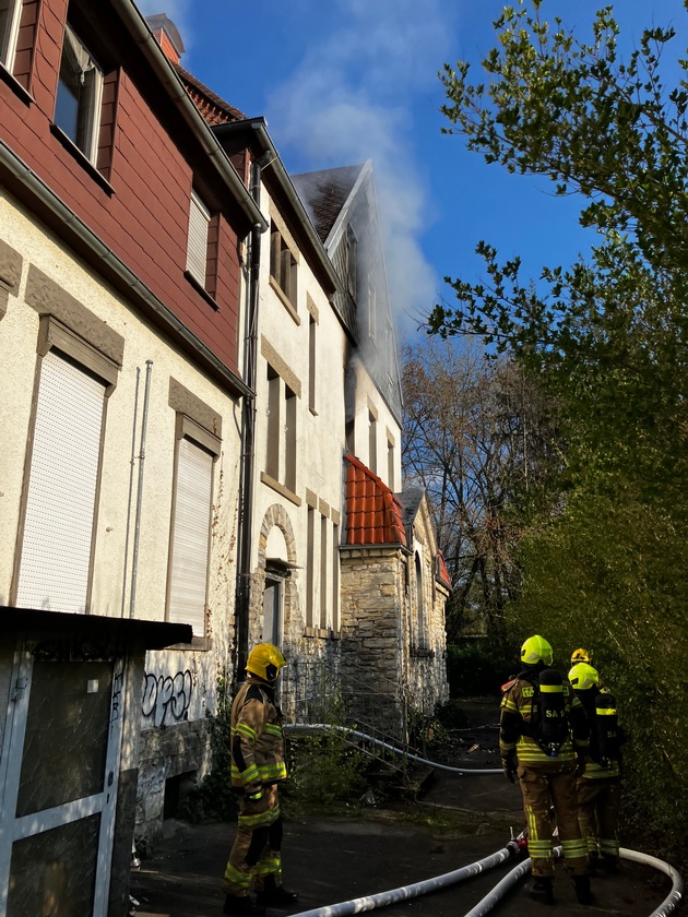 FW Paderborn: Gemeldeter Wohnungsbrand am Heilandsfrieden