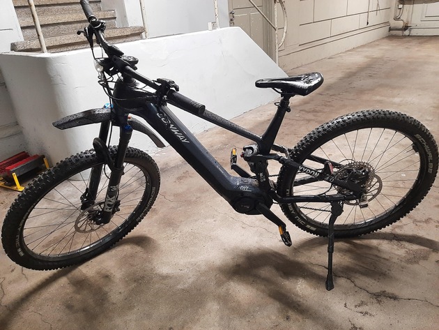 POL-FL: Flensburg: Eigentümer zweier E-Bikes gesucht