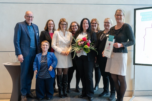 &quot;Deutschlands beliebteste Pflegeprofis&quot; 2025 ausgezeichnet