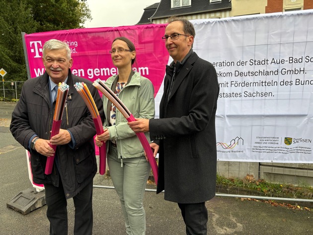 Telekom startet geförderten Glasfaserausbau in Aue-Bad Schlema