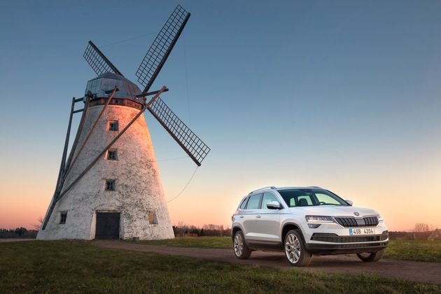 Neuer SKODA KAROQ feiert Messepremiere auf der IAA Frankfurt 2017 (FOTO)