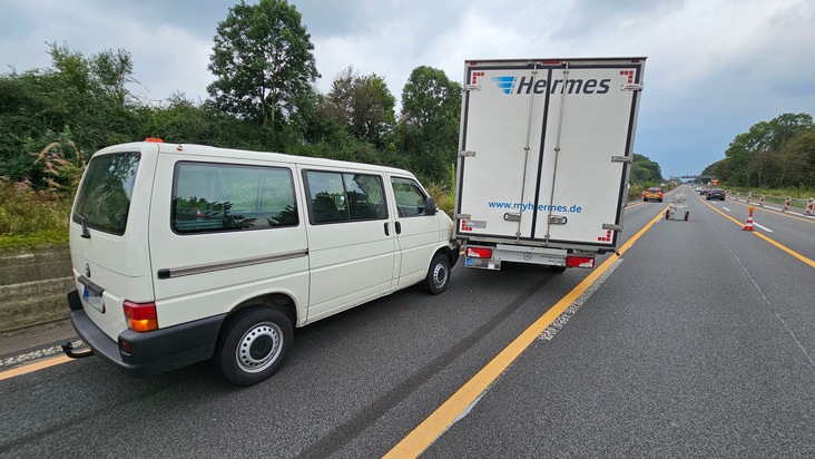 FW Burscheid: Verkehrsunfall am Freitag