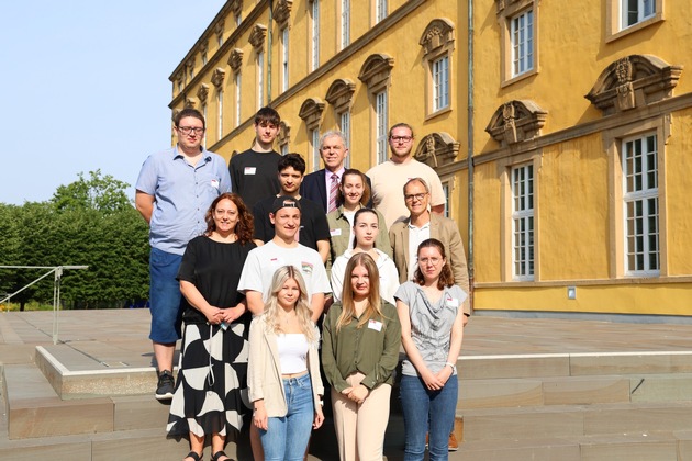 Frisch am Start: Neue Auszubildende an der Uni