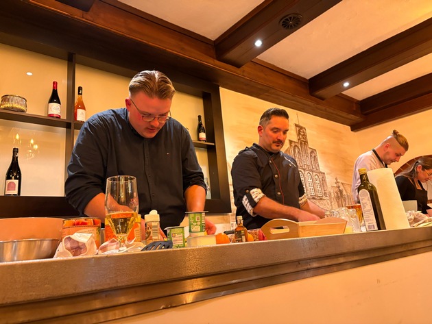 FW-OLL: Jugendfeuerwehr-Team überzeugt beim Kochduell im Wildeshauser Ratskeller