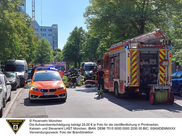 FW-M: Medizinischer Notfall führt zu Verkehrsunfall (Bogenhausen)