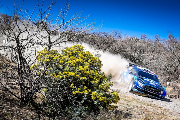 Dem Ford Fiesta WRC gelingt bei der WM-Rallye Mexiko der Sprung unter die besten Drei (FOTO)