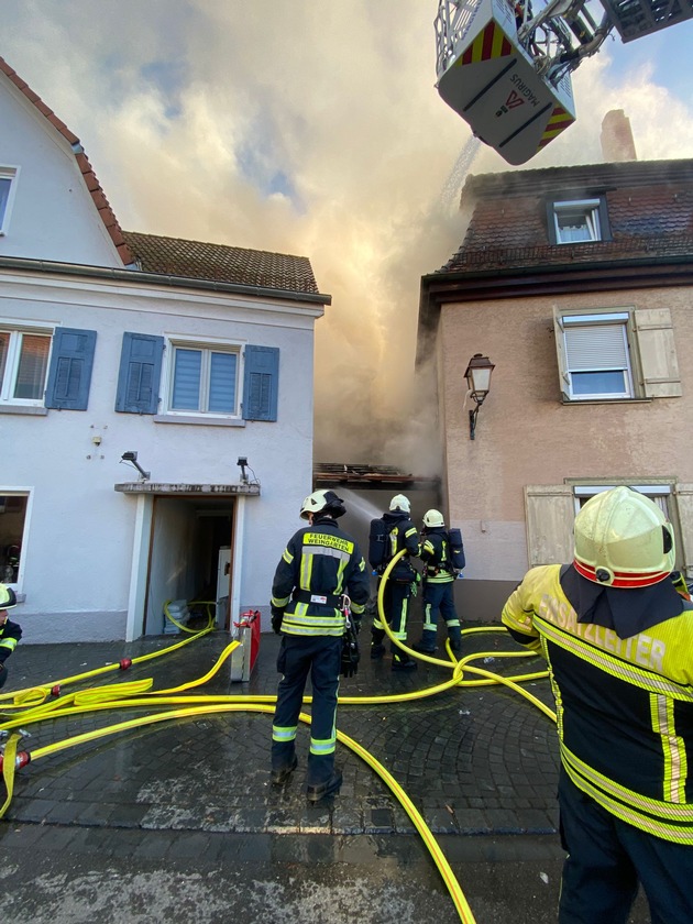 LRA-Ravensburg: Großbrand in der Innenstadt von Weingarten