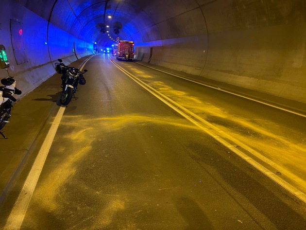 FW-PL: Motorradunfall im Hestenbergtunnel