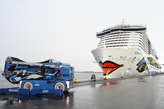 AIDA Pressemeldung: Kopenhagen setzt auf Landstrom: AIDAnova als erstes Kreuzfahrtschiff am Netz