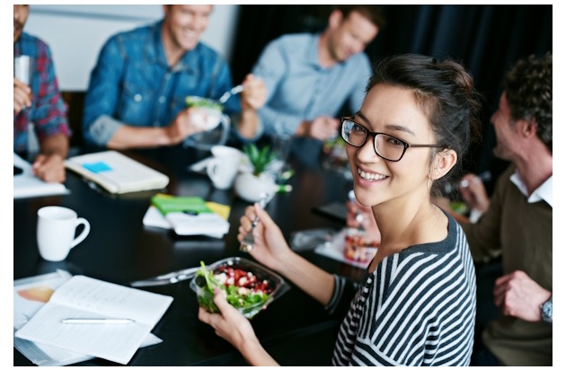 Optifast zeigt, wie kalorienbewusstes Essen auch an stressigen Arbeitstagen gelingt
