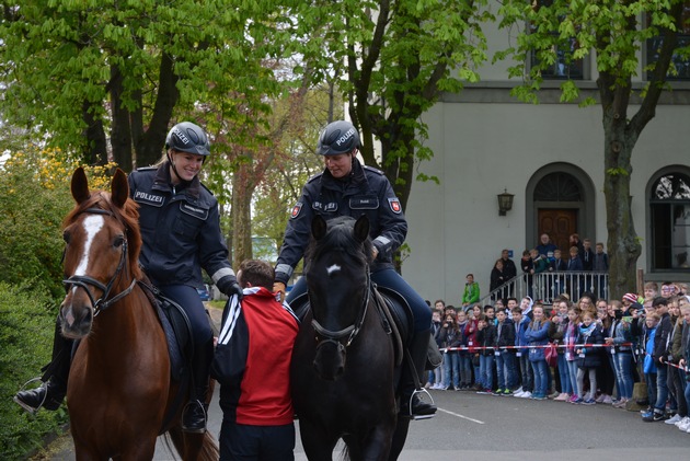 POL-H: Polizeidirektion (PD) Hannover veranstaltet Zukunftstag 2017