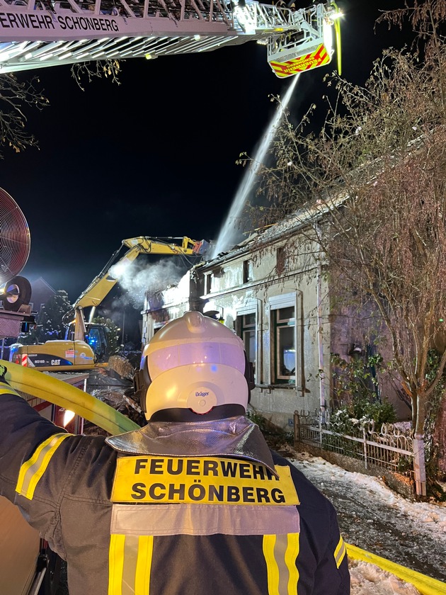 FW-PLÖ: Feuer in Schönberg/Holstein