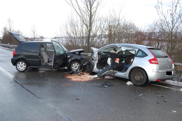 POL-PDKL: Münchweiler - Unfall mit schwerverletzen Personen