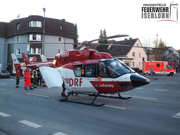 FW-MK: Schwerverletzte Person nach Verkehrsunfall