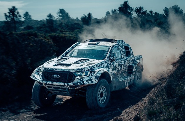 Ford-Werke GmbH: Ford Performance entwickelt den ultimativen "Bad-Ass"-Ranger Raptor T1+ für die Rallye Dakar Anfang 2024