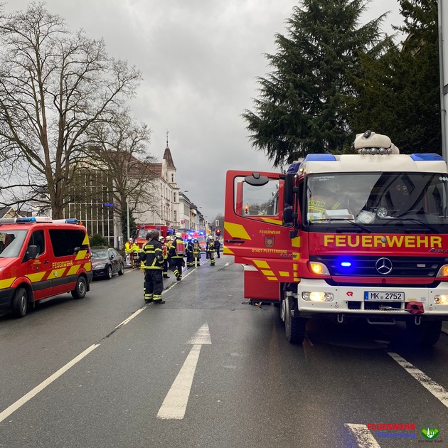 FW-PL: Ortsteil Eiringhausen - Wohnungsbrand mit vermisster Person